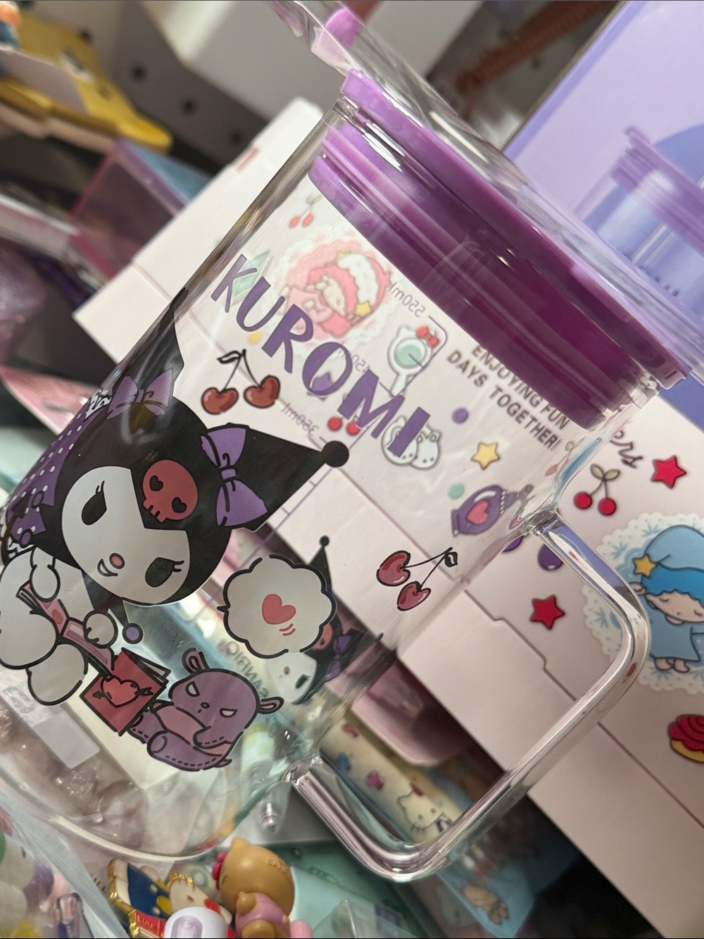 glass mug and straw Kuromi